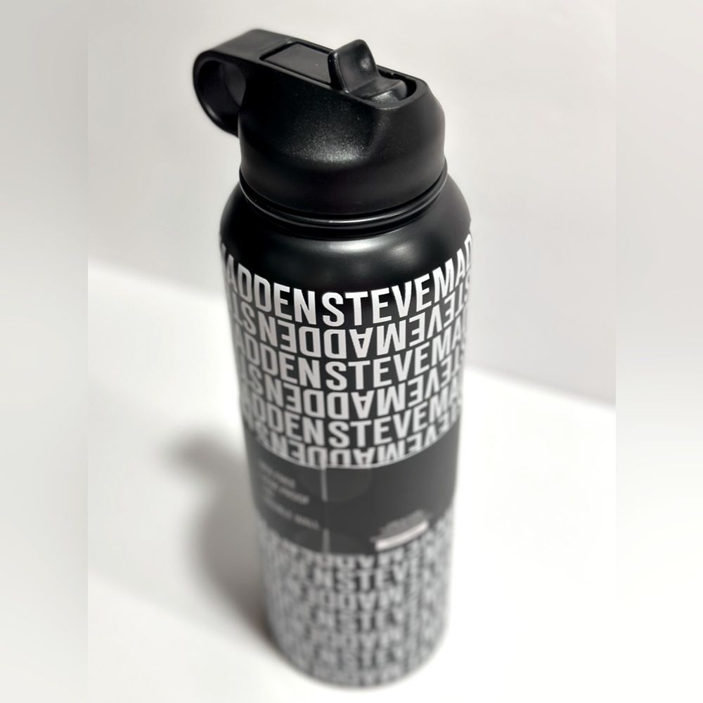 Steve Madden Stainless Steel 37oz Insulated Bottle